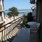 Sb Seaside Апартамент
